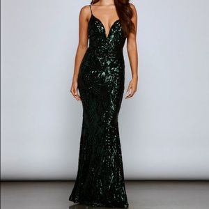 Dark green sequin long event dress